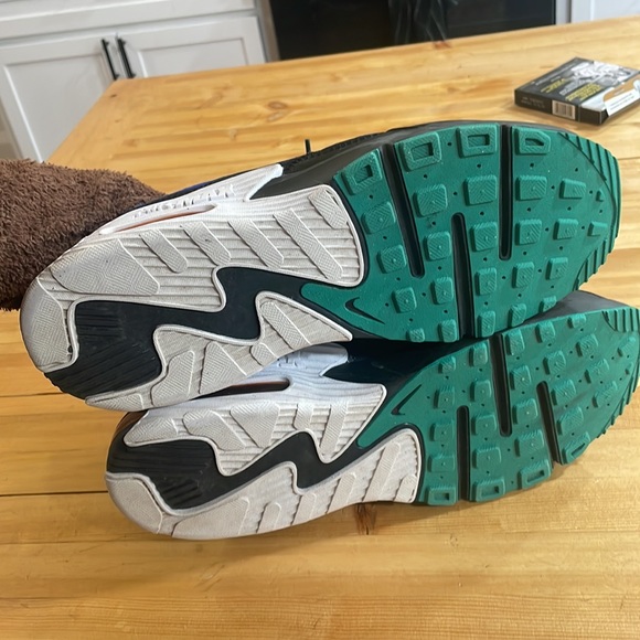 Nike air max runners - Picture 3 of 3